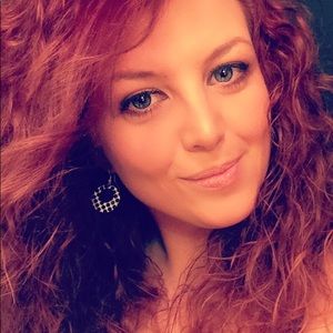 Meet your Posher, Sylvya